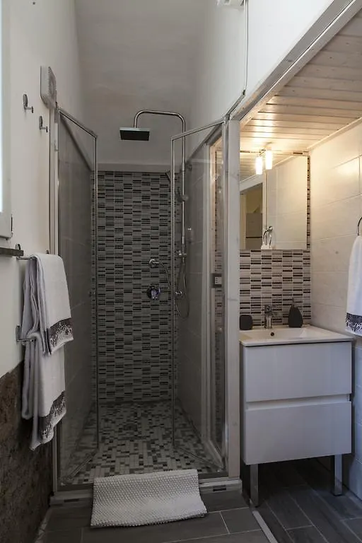 Ab Comfort Apartments Κατάνια