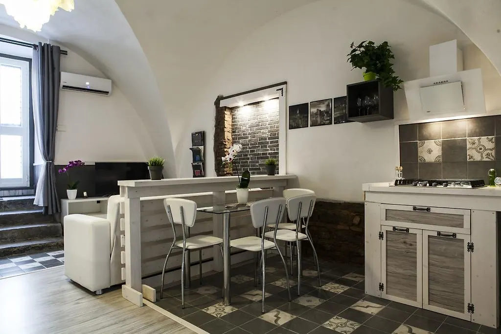Ab Comfort Apartments Κατάνια
